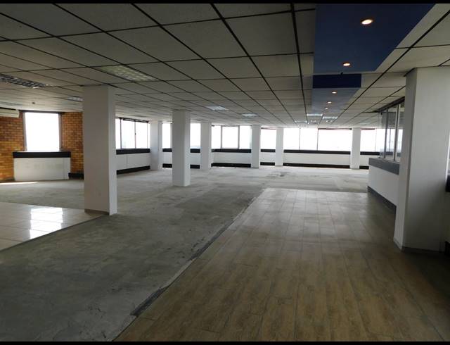 984M² OFFICE TO LET IN FERNDALE